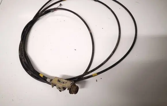 Mazda 626 Handbrake/parking brake wiring cable 