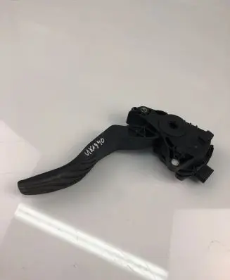 Renault Kadjar Accelerator throttle pedal 180024BA0B