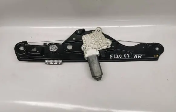 Mercedes-Benz E W211 Rear door window regulator with motor A2117300146