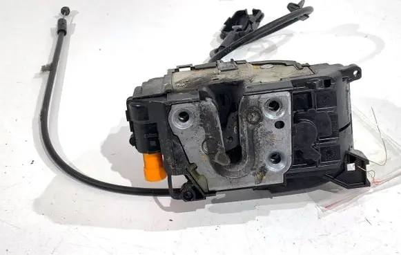 Renault Master III Front door lock 805030009R