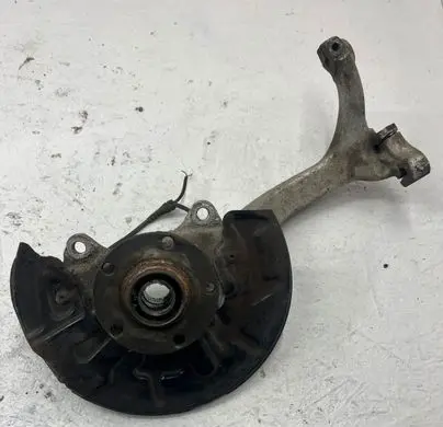 Audi A4 S4 B6 8E 8H Front wheel hub spindle knuckle