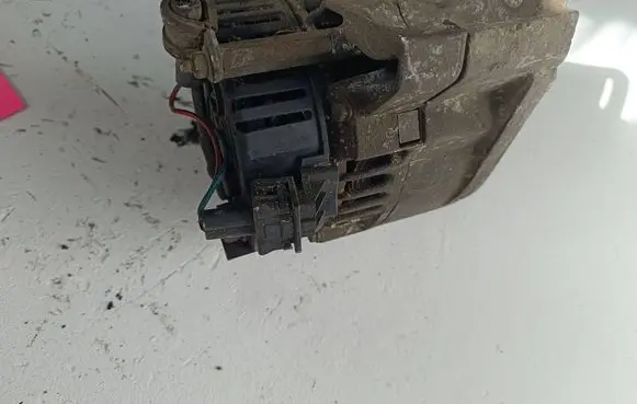 Citroen Berlingo Generator/alternator 69869