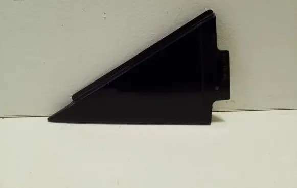 Other rear door trim element