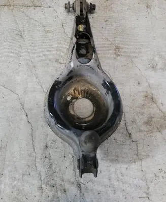 Volvo V40 Coil spring/strut mount 