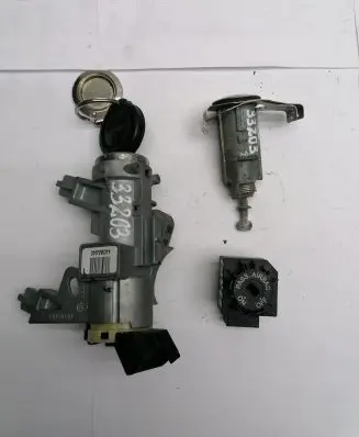 Mitsubishi Colt Ignition lock 4408A040 MN108502