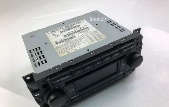 Dodge Caliber Radio/CD/DVD/GPS head unit P05091509AG