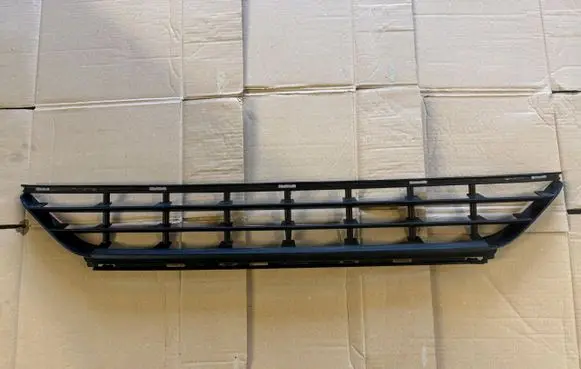Volvo XC60 Front bumper lower grill 31323774