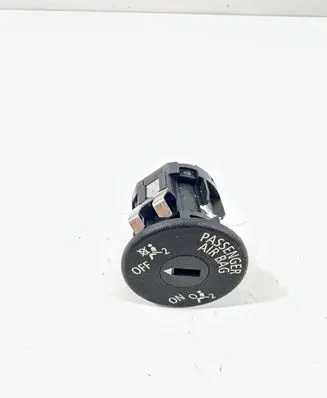 BMW 3 F30 F35 F31 Passenger airbag on/off switch 9196886