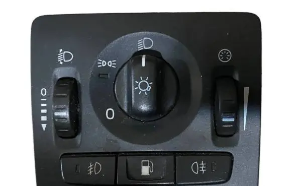Volvo V50 Light switch 30739300