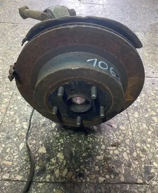 Lexus IS 220D-250-350 Rear wheel hub