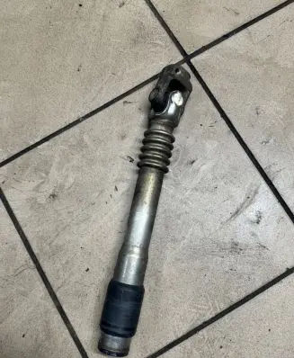 BMW 5 E60 E61 Steering column universal joint