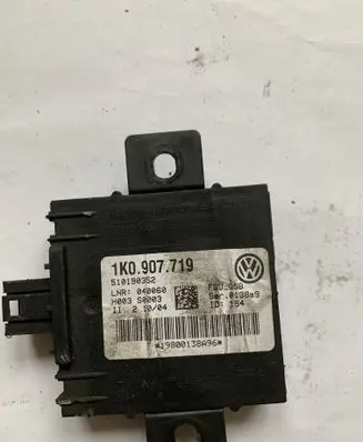 Volkswagen Touran I Alarm control unit/module 1K0907719
