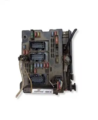 Peugeot 307 Fuse module 9650664080 BSMB3