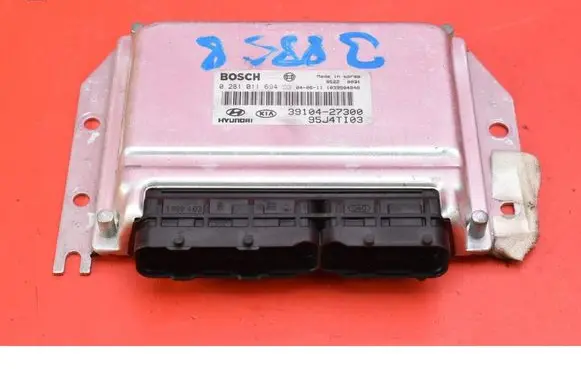 Hyundai Tucson JM Engine control unit/module ECU 39104-27300