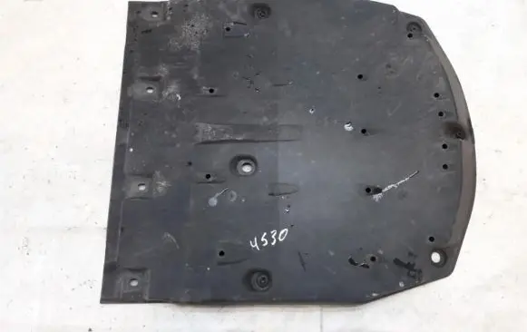 Lexus GS 300 350 430 450H Engine splash shield/under tray 5839830050 58398-30050