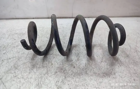 Nissan X-Trail T32 Rear coil spring