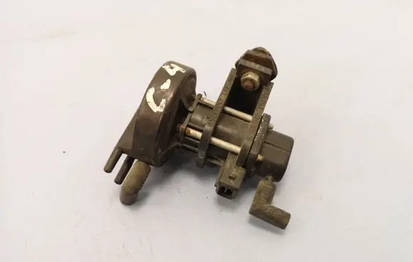 Audi A6 S6 C4 4A Turbo solenoid valve 357906283