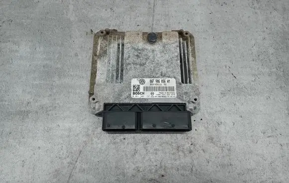 Volkswagen PASSAT B6 Engine control unit/module ECU 06F906056AM
