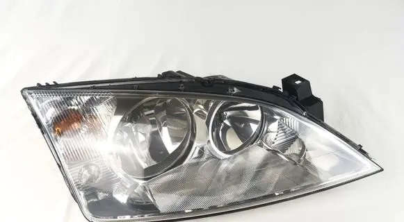 Ford Mondeo Mk III Headlight/headlamp 1S7113005AM 0301174202 12A04H