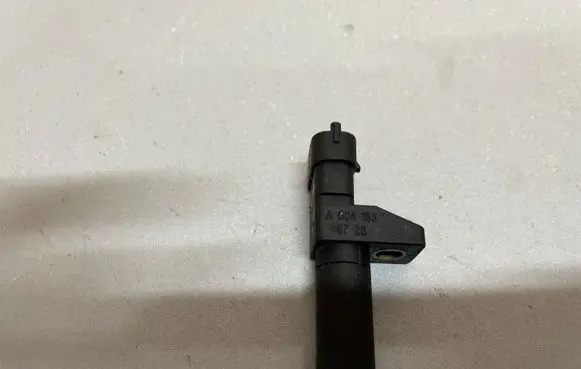 Mercedes-Benz ML W164 Crankshaft position sensor A0041530728
