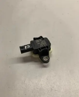 Audi A6 S6 C7 4G Airbag deployment crash/impact sensor 4H0955557