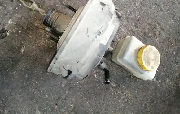 Subaru Outback Brake booster 86406228