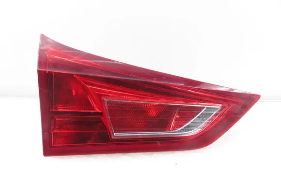 Toyota Auris E180 Rear/tail lights 