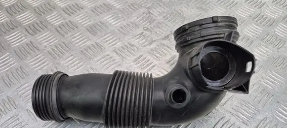 BMW 4 F32 F33 Air intake duct part 7605638 70510167 10737810