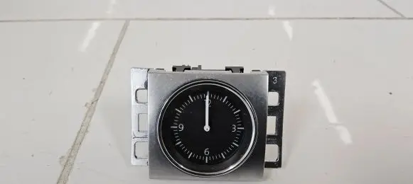 Volkswagen PASSAT B7 Clock 3AA919204A