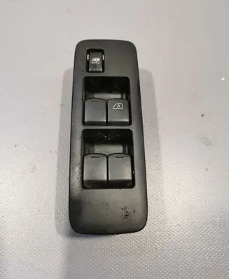 Nissan Qashqai Electric window control switch
