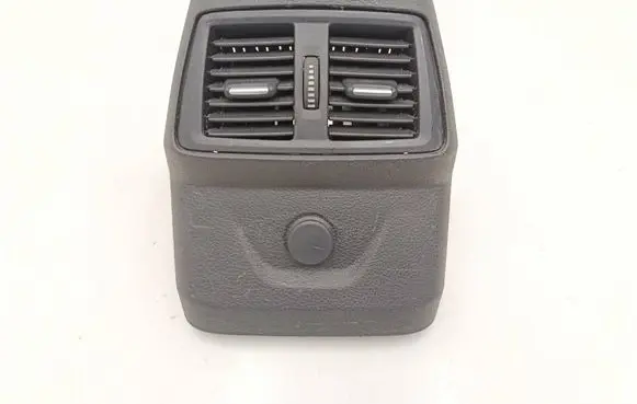 BMW 2 F46 Rear air vent grill 9263411 9319567 9220832