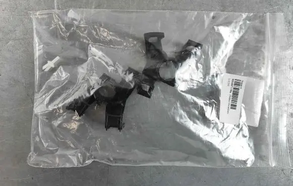 Porsche Macan (95B) Front parking sensor holder (PDC) 95b807130a