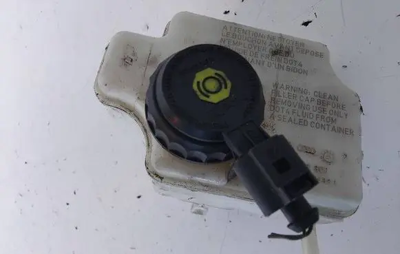 Volkswagen Caddy Brake fluid reservoir 1K1611301D 03350886321