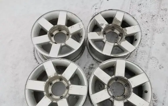 Suzuki Grand Vitara I R16 alloy rim 