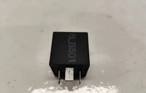 Ford Mondeo Mk III Other relay 93AG13350AC D3L0A