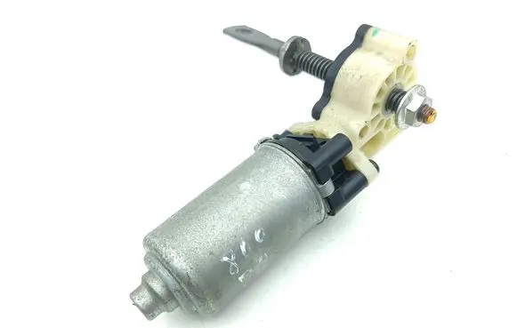 Lexus IS 220D-250-350 Seat adjustment motor 8582033020