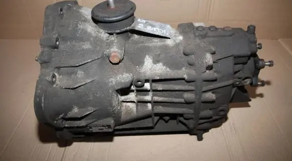 Manual 5 speed gearbox