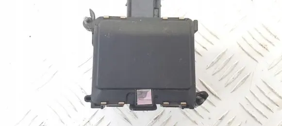 Volkswagen Golf VIII Distronic sensor radar OEM