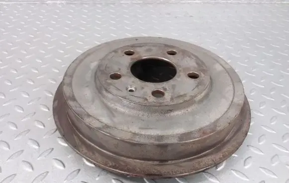 Volkswagen Jetta VI Drum brake (rear) 5C0609617A