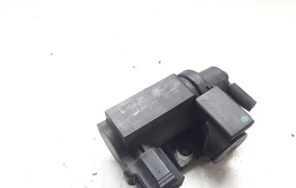 Toyota RAV 4 (XA30) Vacuum valve 258190R011