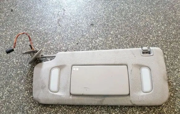 Buick Encore I Sun visor