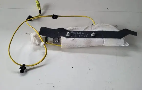 Toyota Auris E180 Side airbag TG11C01001 0589P1000260