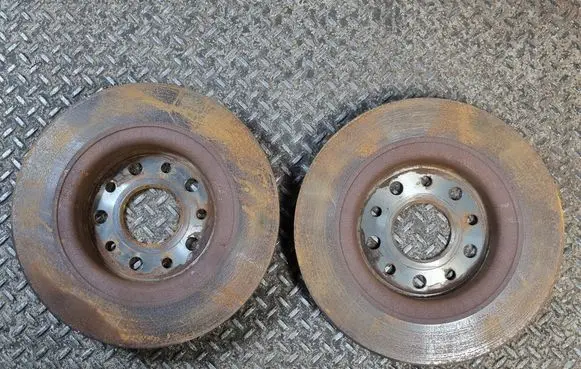 Jeep Grand Cherokee WL Rear brake disc