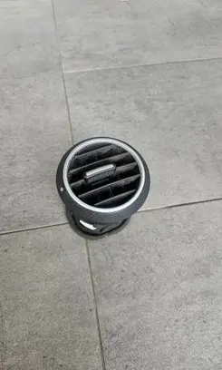 Audi A3 S3 8P Dash center air vent grill 8P0820901A 8P0820901