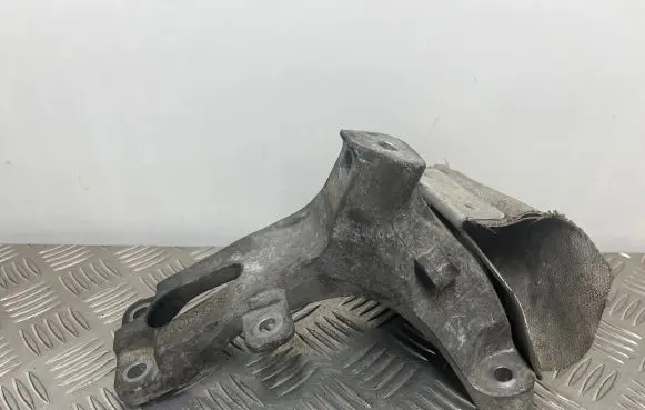 Audi Q5 SQ5 Engine mounting bracket 4G0199308E