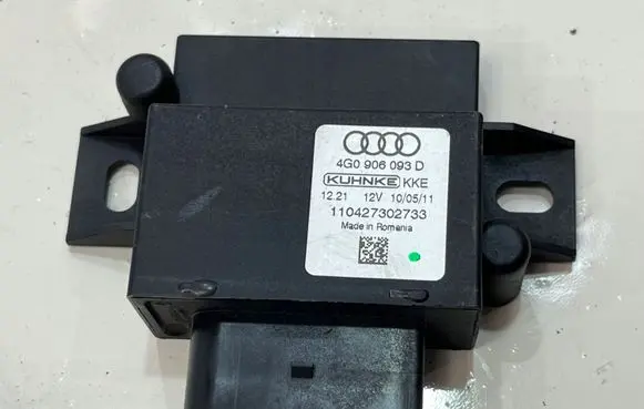 Audi A6 C7 Fuel pump relay 4G0906093D| 68475634V443065315,649XK000316