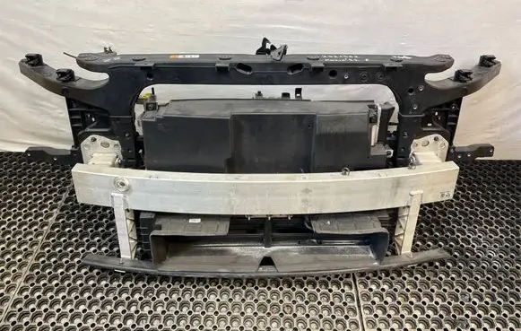 Hyundai Kona I Radiator support slam panel 