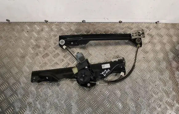 Mini Cooper Countryman F60 Front door window regulator with motor 7390074