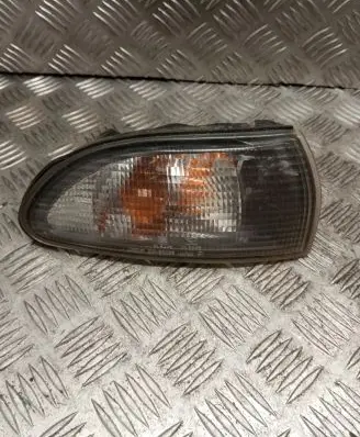 Mitsubishi Galant Front indicator light 21037833