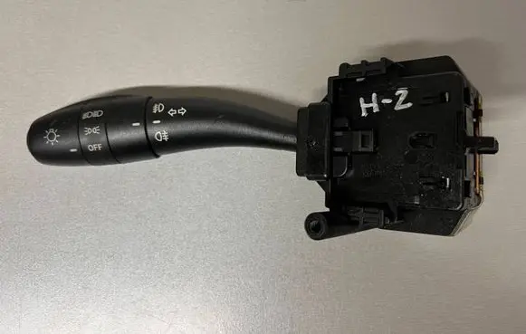 Hyundai i30 Indicator stalk 934102L030